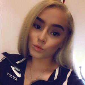 Meet your Posher, Alyssa